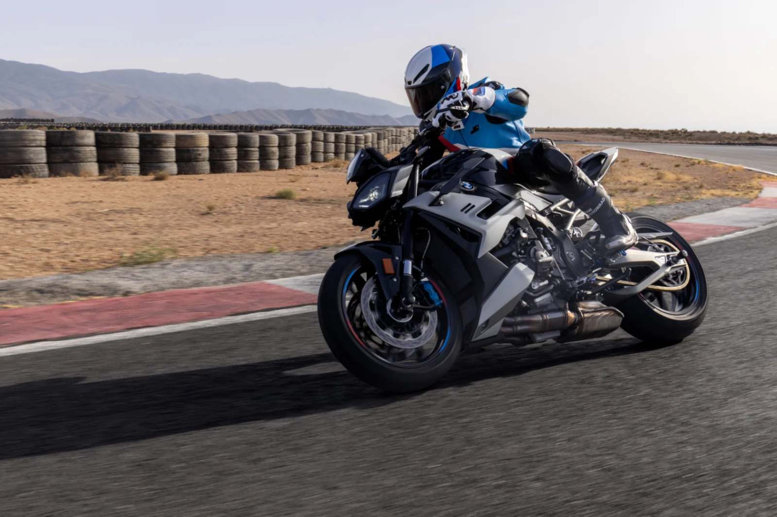 M 1000 R — foto 11