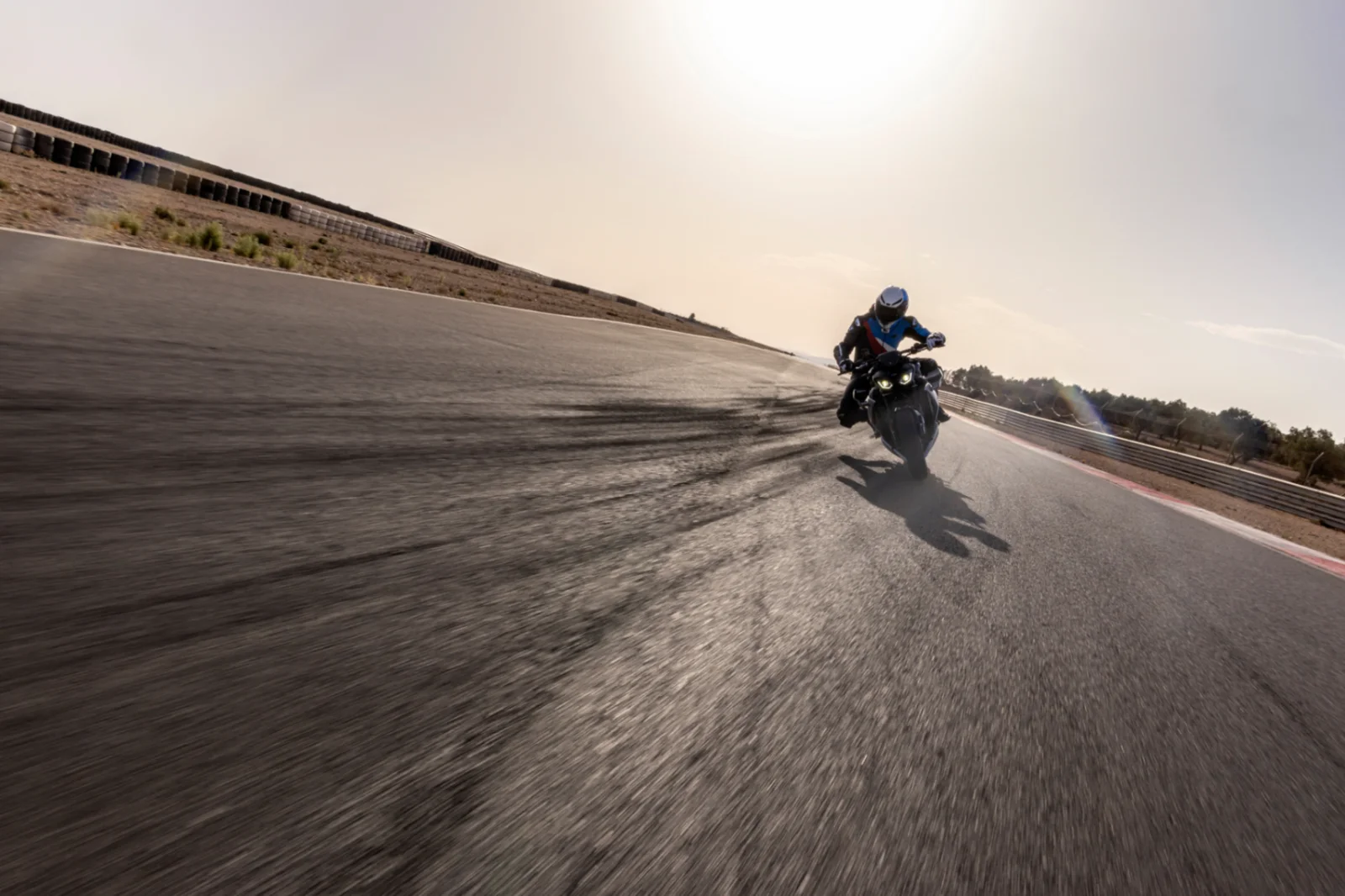 M 1000 R — foto 12
