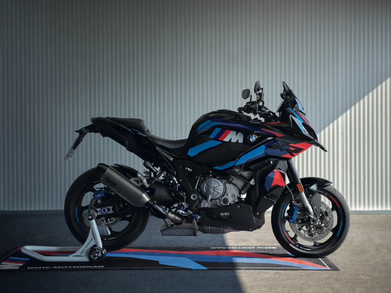 M 1000 XR — foto 14