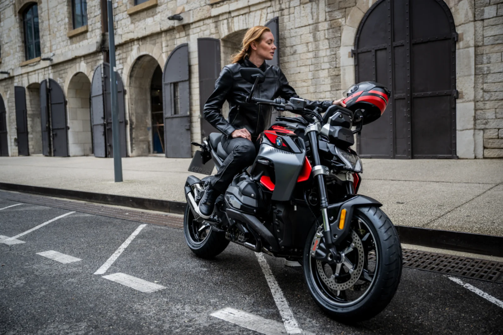 R 1300 R — foto 17